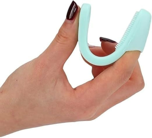 Wacky® Silicone Facial Cleansing Brush Set | Manual Finger-Wearable Blackhead Remover & Pore Exfoliator | Soft Dual-Sided Scrub Pad for Deep Nose Cleaning, Face Wash & Lip Scrubbing (Pack of 2, Pink & Mint Green)