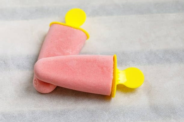 Wacky® Reusable Plastic Ice Pop Makers Set of 6 for Homemade Popsicles